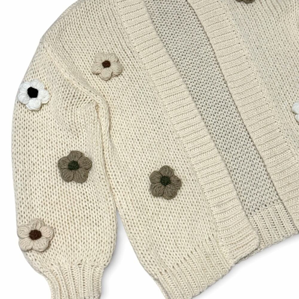 Anna & Ava 3D Flower Cardigan Sweater Chunky Knit Oversized Boho - Picture 6 of 14